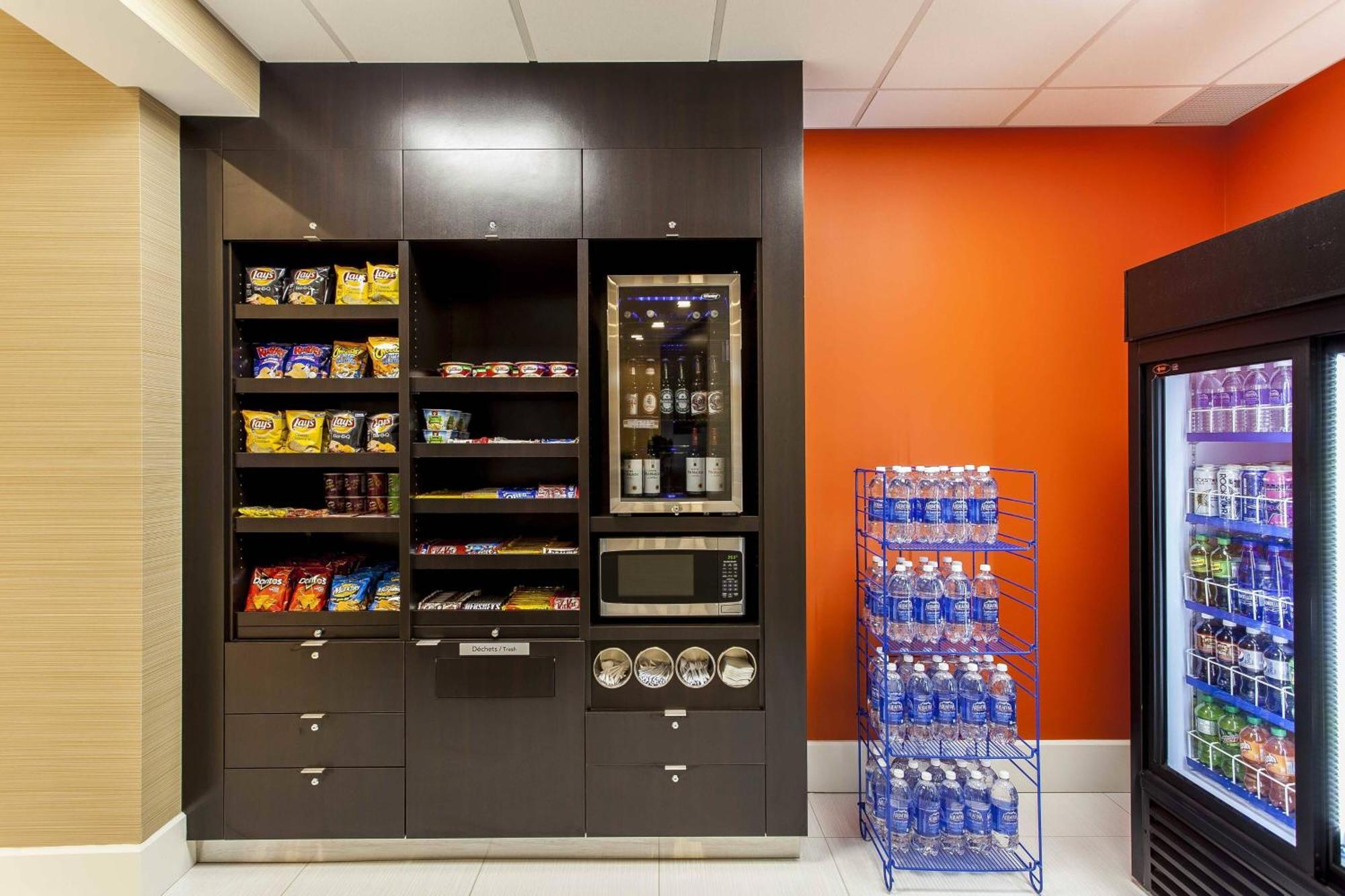 Hotel Courtyard By Marriott Montreal West Island/Baie D'Urfe Extérieur photo