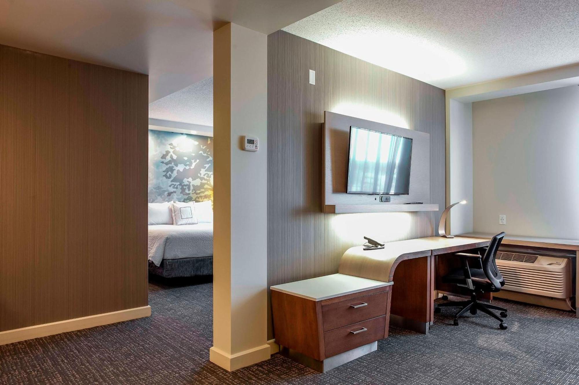 Hotel Courtyard By Marriott Montreal West Island/Baie D'Urfe Extérieur photo