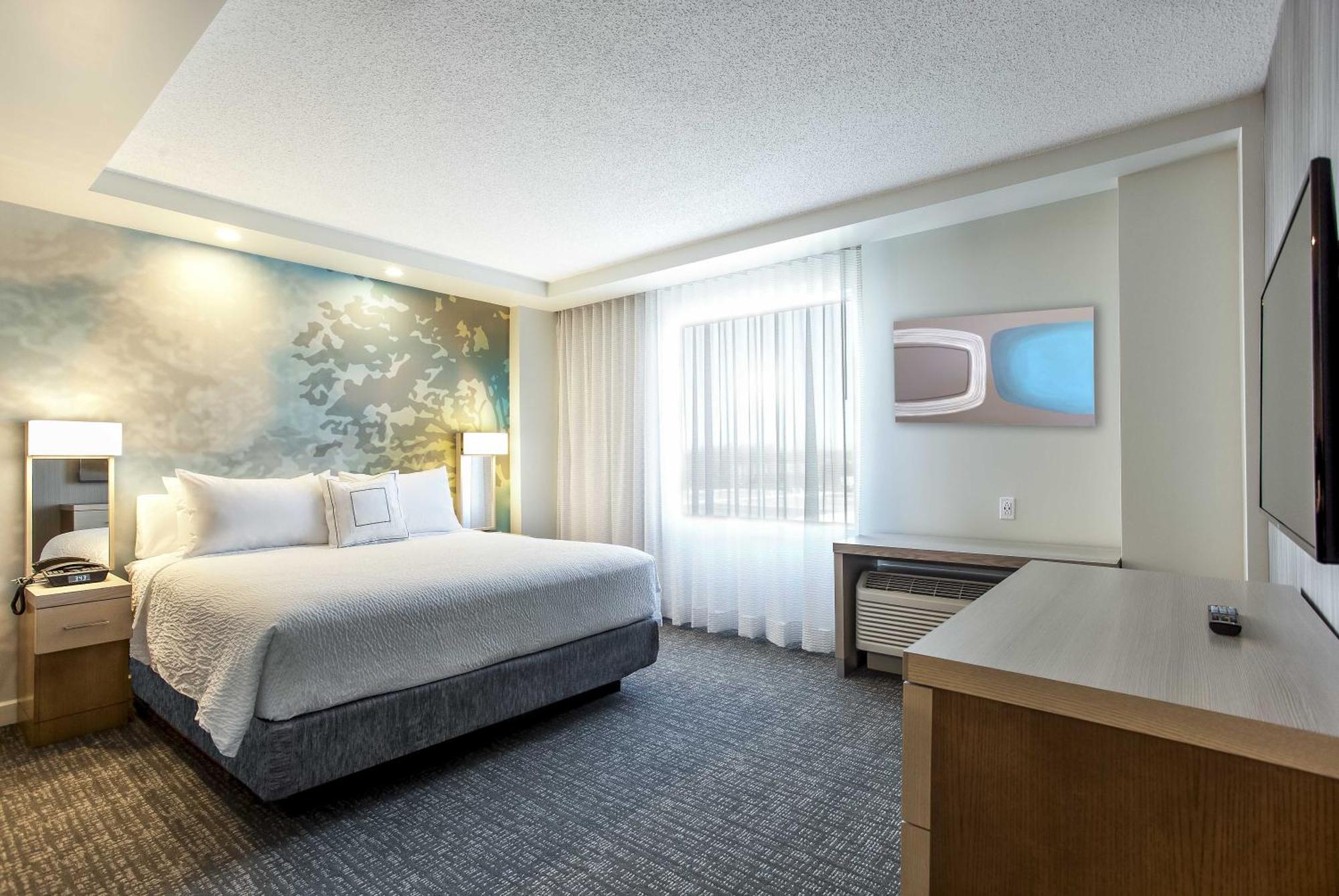 Hotel Courtyard By Marriott Montreal West Island/Baie D'Urfe Extérieur photo
